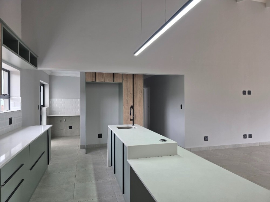 3 Bedroom Property for Sale in Dana Bay Western Cape